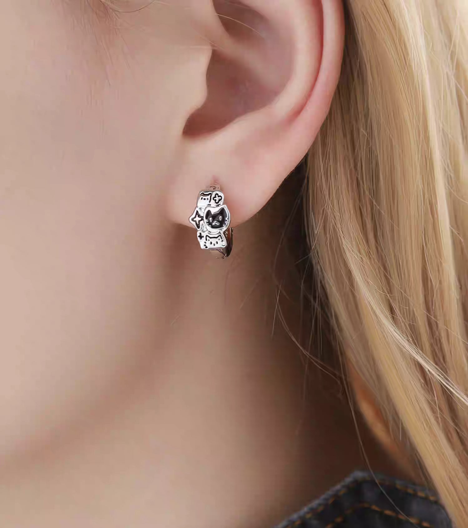 Kitty Huggie Earrings